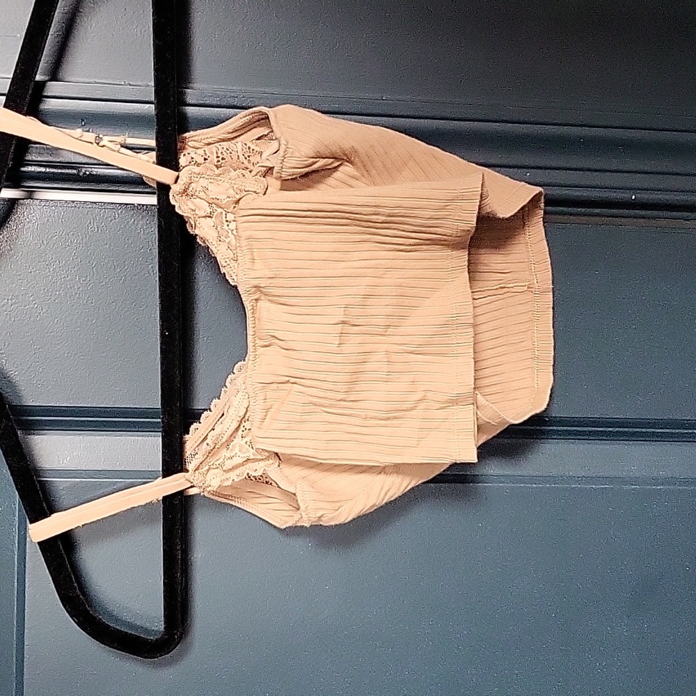 Tan Ribbed Lace Bralette - Picture 2 of 2